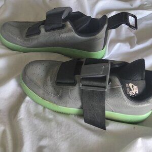 Nike Air Force 1 Utility "OBJ" - Cool Grey - 9M